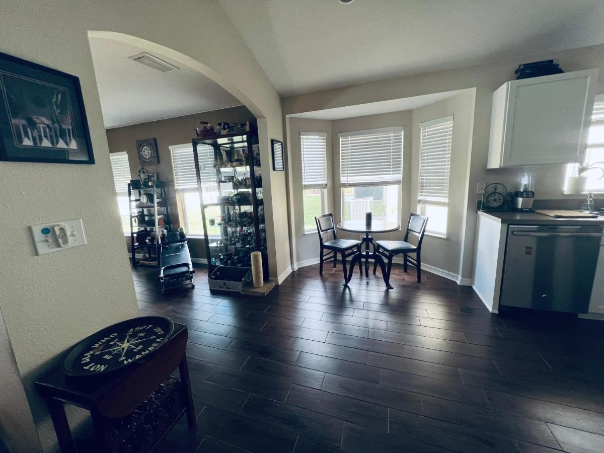 Ruskin Fl Private 2 Bdrm 1 Bath Suite Common Areas Shared With Host And Cat Extérieur photo