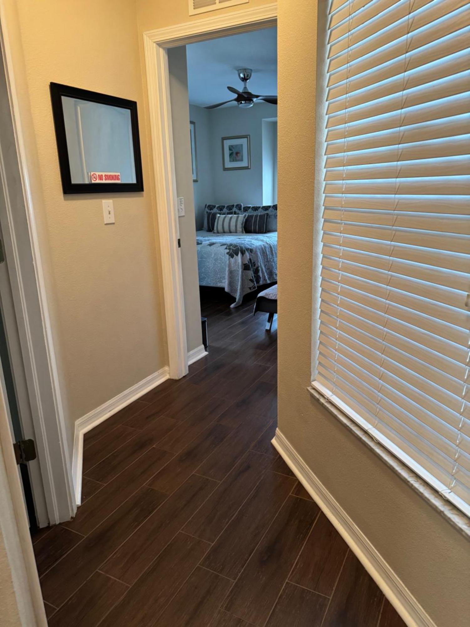 Ruskin Fl Private 2 Bdrm 1 Bath Suite Common Areas Shared With Host And Cat Extérieur photo